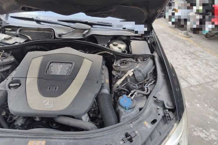 Used Mercedes-Benz S-Class 2012 S 300 L Luxury Grand Edition Engine Bay Left