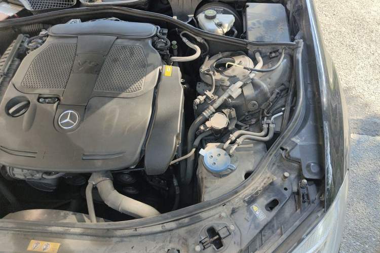Used Mercedes-Benz S-Class 2012 S 350 L 4MATIC Grand Edition Engine Bay Left