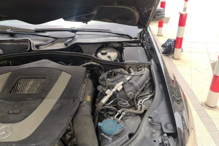 Used Mercedes-Benz S-Class 2012 S 300 L Prestige Grand Edition Engine Bay Left