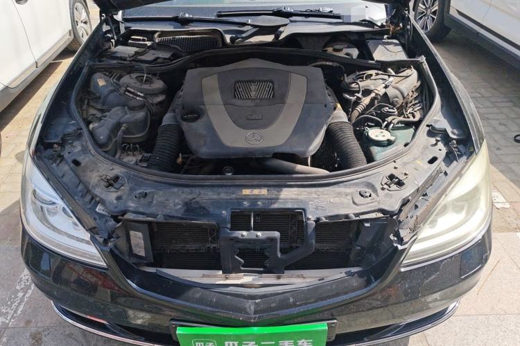 Used Mercedes-Benz S-Class 2012 S 300 L Luxury Grand Edition Engine Bay
