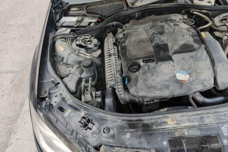 Used Mercedes-Benz S-Class 2012 S 350 L Grand Edition Engine Bay Right