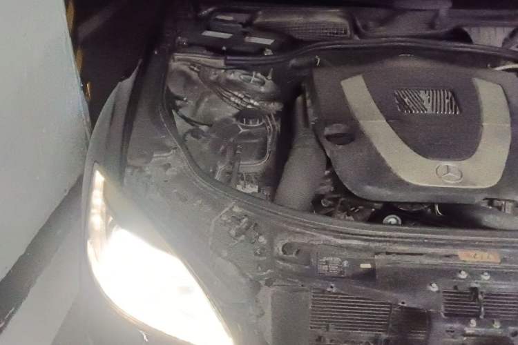 Used Mercedes-Benz S-Class 2012 S 300 L Prestige Grand Edition Engine Bay Right