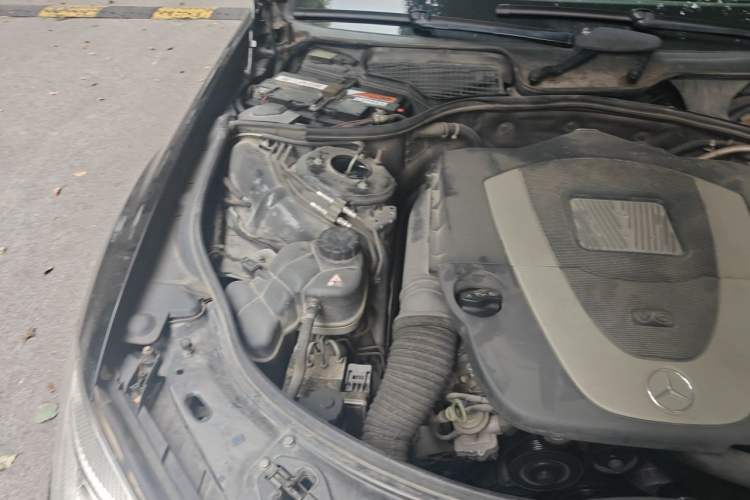 Used Mercedes-Benz S-Class 2012 S 300 L Prestige Grand Edition Engine Bay Right