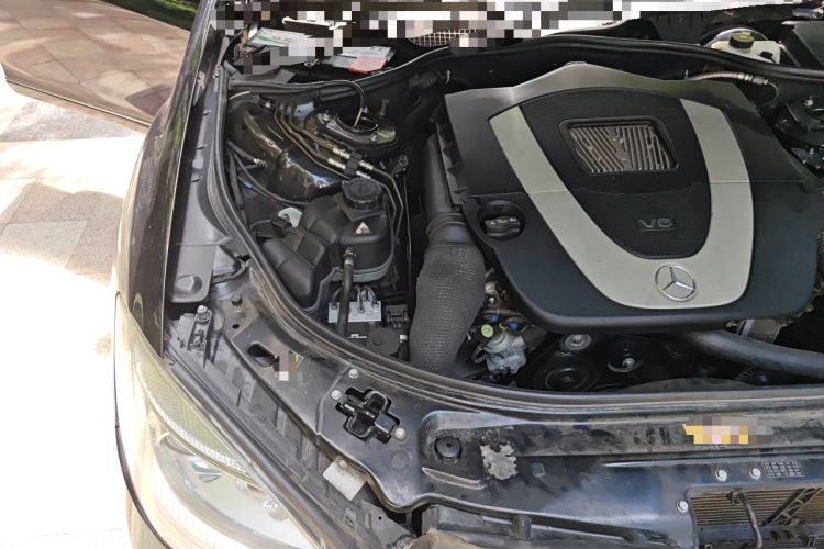 Used Mercedes-Benz S-Class 2012 S 300 L Business-Class Grand Edition Engine Bay Right