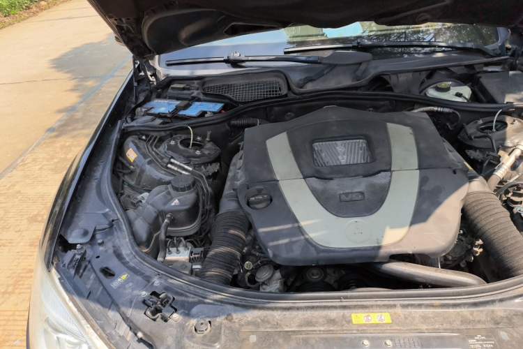Used Mercedes-Benz S-Class 2012 S 300 L Business-Class Grand Edition Engine Bay Right