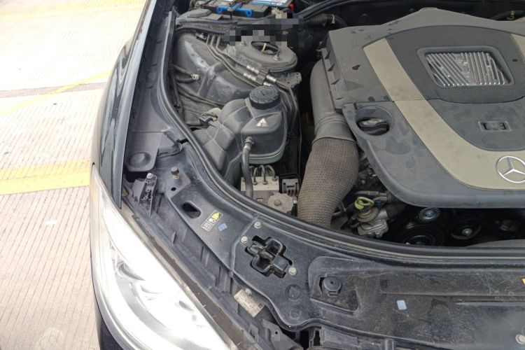 Used Mercedes-Benz S-Class 2012 S 300 L Prestige Grand Edition Engine Bay Right