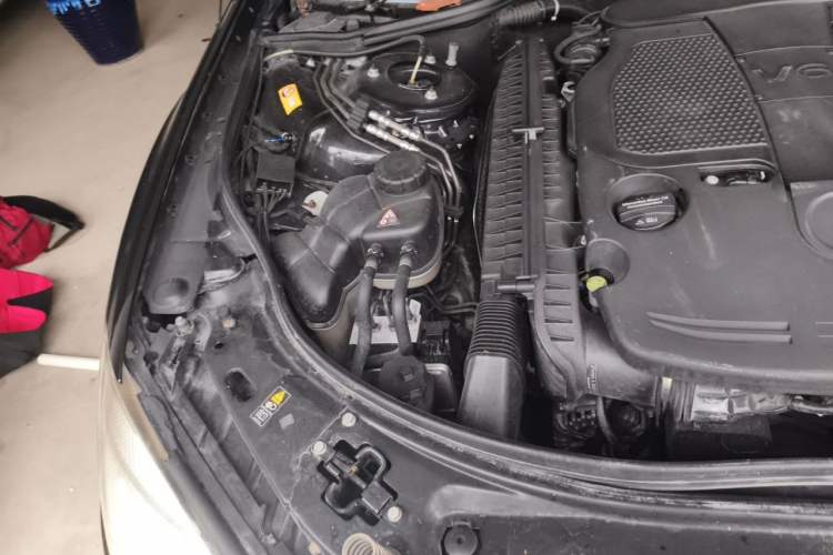 Used Mercedes-Benz S-Class 2012 S 350 L Grand Edition Engine Bay Right