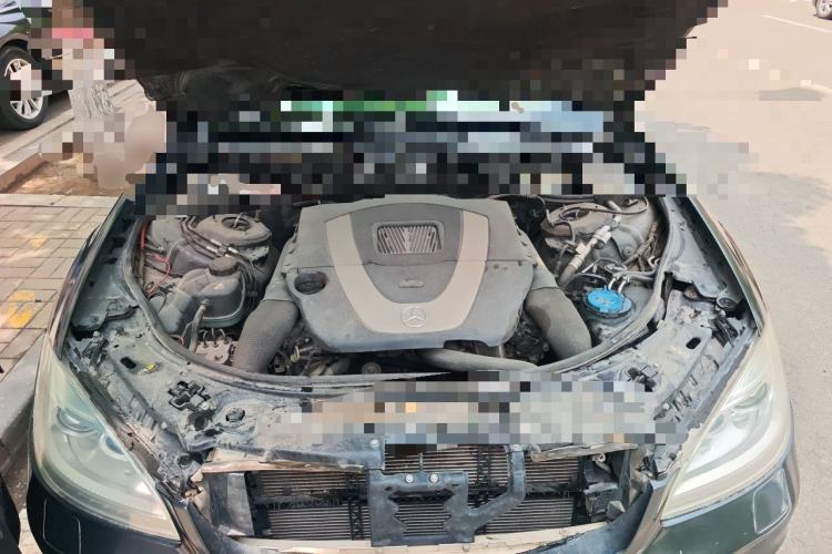 Used Mercedes-Benz S-Class 2012 S 300 L Prestige Grand Edition Engine Bay