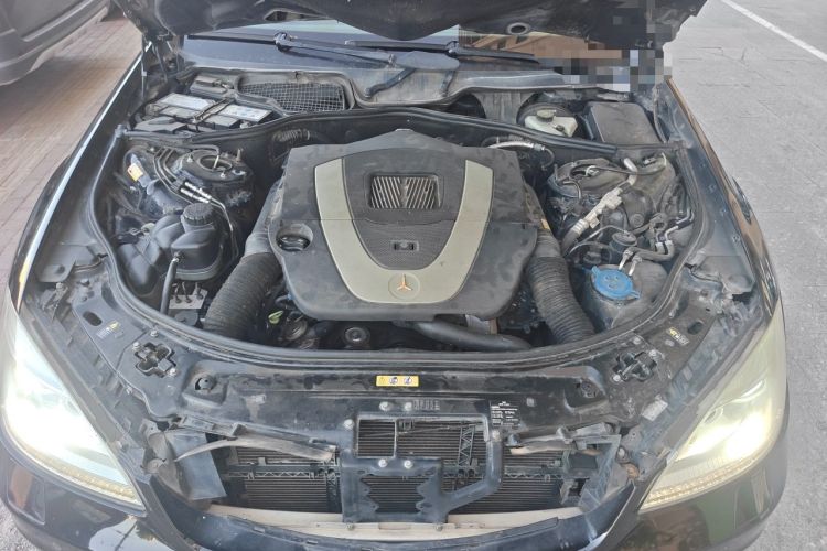 Used Mercedes-Benz S-Class 2012 S 300 L Business-Class Grand Edition Engine Bay