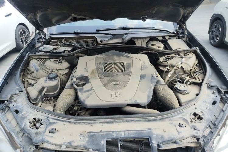 Used Mercedes-Benz S-Class 2012 S 300 L Business Standard Model Engine Bay