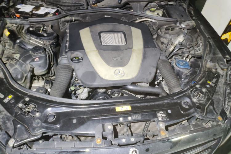 Used Mercedes-Benz S-Class 2012 S 300 L Business Standard Model Engine Bay