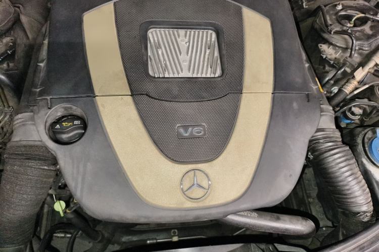 Used Mercedes-Benz S-Class 2012 S 300 L Prestige Grand Edition Engine Bay