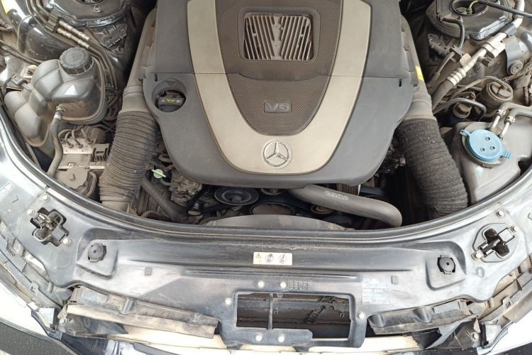 Used Mercedes-Benz S-Class 2012 S 300 L Business Standard Model Engine Bay