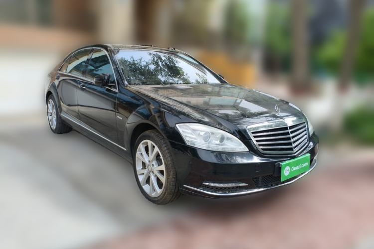 Used Mercedes-Benz S-Class 2012 S 400 L HYBRID Grand Edition Front Right 45 Deg
