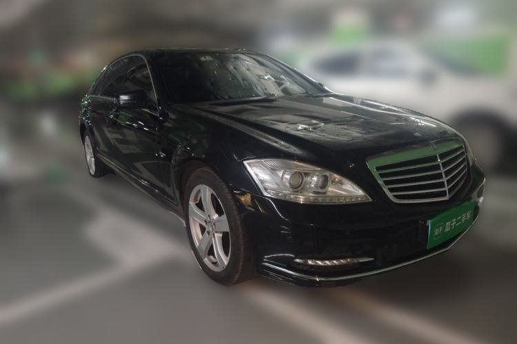 Used Mercedes-Benz S-Class 2012 S 300 L Luxury Grand Edition Front Right 45 Deg