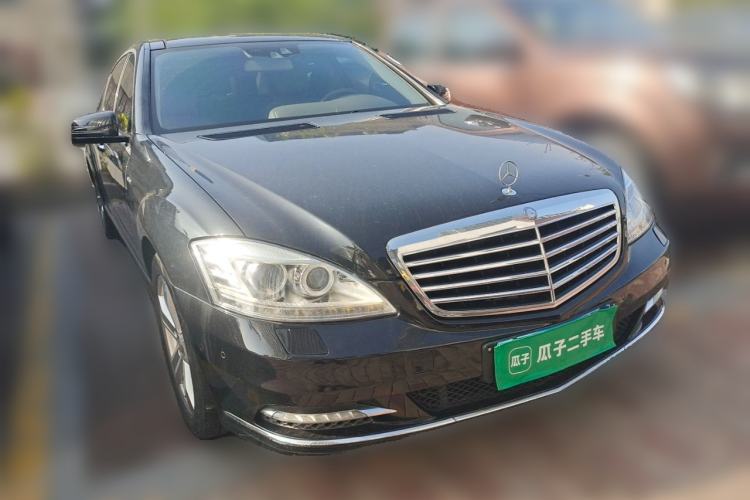 Used Mercedes-Benz S-Class 2012 S 400 L HYBRID Grand Edition Front Right 45 Deg