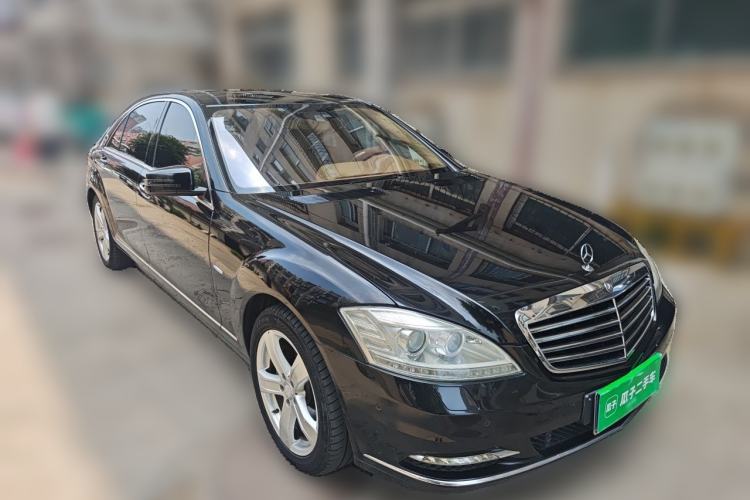 Used Mercedes-Benz S-Class 2012 S 400 L HYBRID Grand Edition Front Right 45 Deg