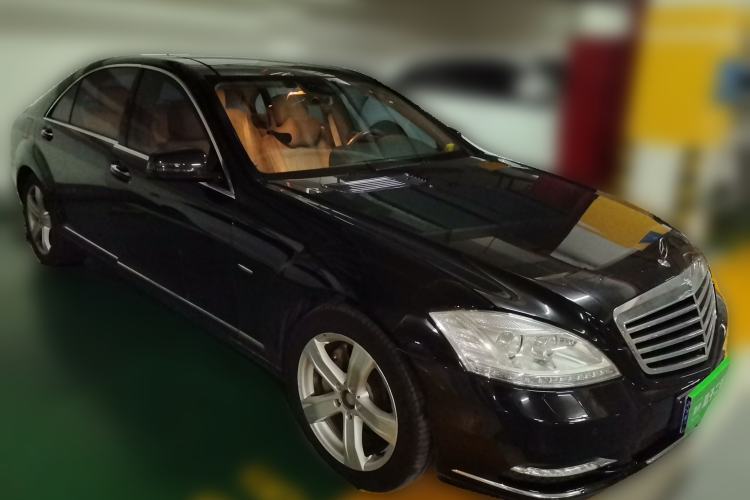 Used Mercedes-Benz S-Class 2012 S 300 L Prestige Grand Edition Front Right 45 Deg