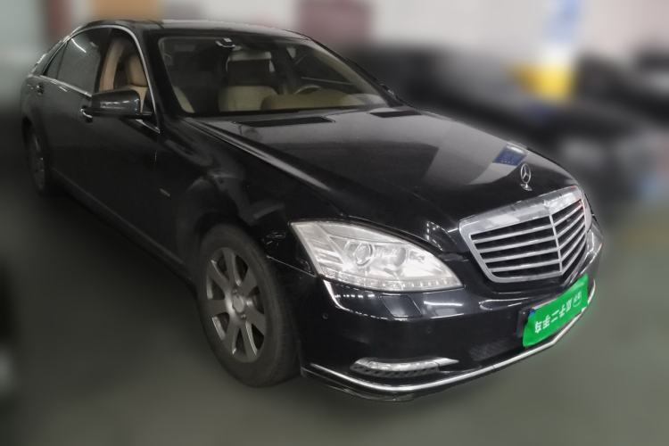 Used Mercedes-Benz S-Class 2012 S 300 L Business-Class Grand Edition Front Right 45 Deg