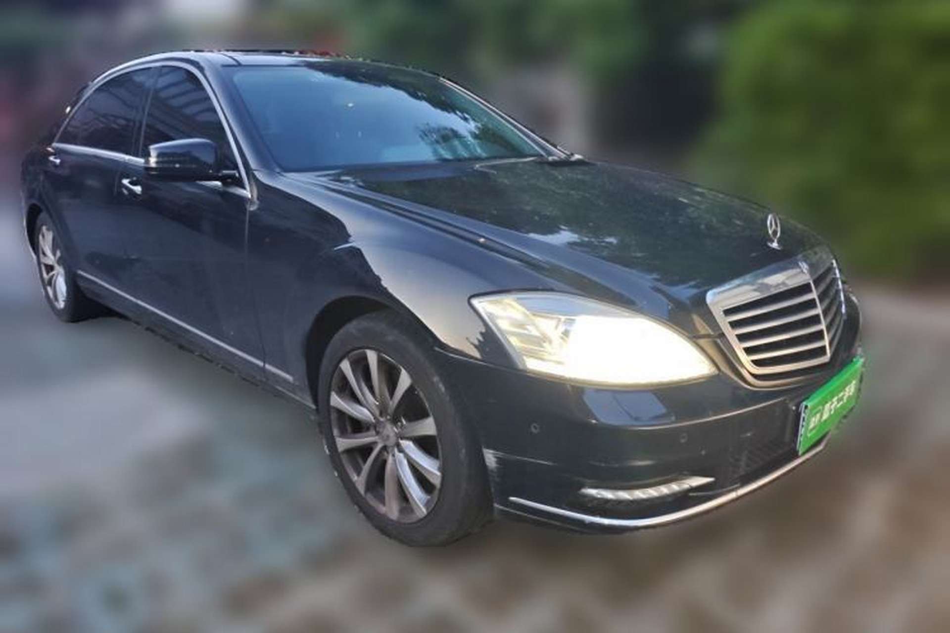 Used Mercedes-Benz S-Class 2012 S 300 L Luxury Grand Edition Front Right 45 Deg
