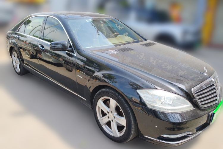 Used Mercedes-Benz S-Class 2012 S 300 L Luxury Grand Edition Front Right 45 Deg
