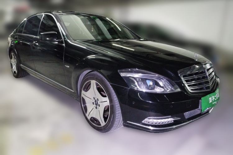 Used Mercedes-Benz S-Class 2012 S 300 L Luxury Grand Edition Front Right 45 Deg