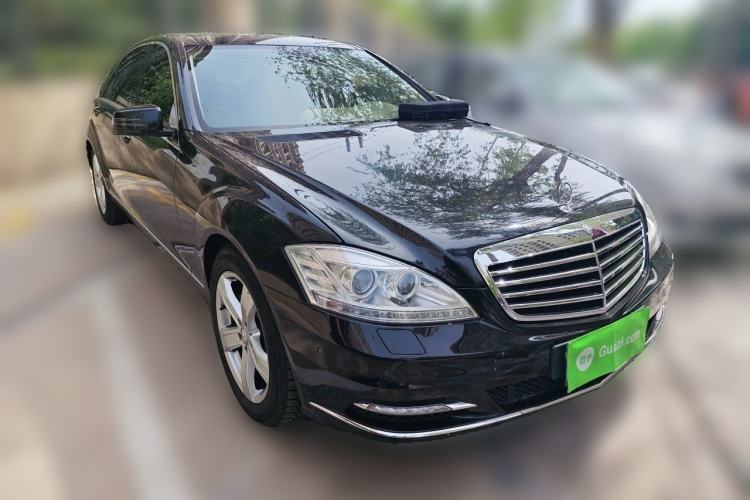Used Mercedes-Benz S-Class 2012 S 300 L Luxury Grand Edition Front Right 45 Deg