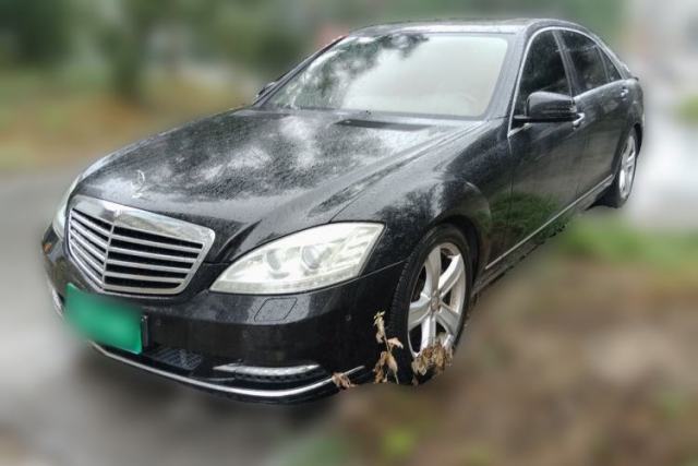 Used Mercedes-Benz S-Class 2012 S 300 L Business Standard Model