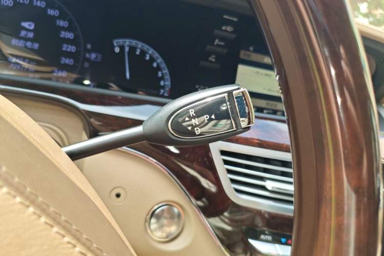 Used Mercedes-Benz S-Class 2012 S 350 L Grand Edition Gear Lever
