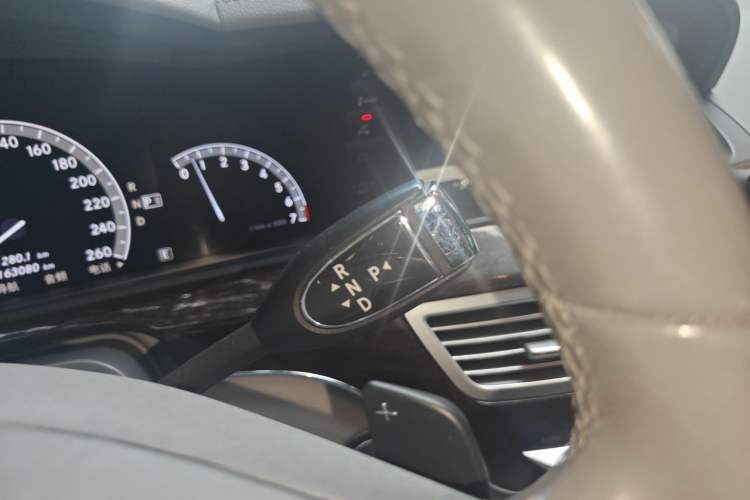 Used Mercedes-Benz S-Class 2012 S 300 L Prestige Grand Edition Gear Lever