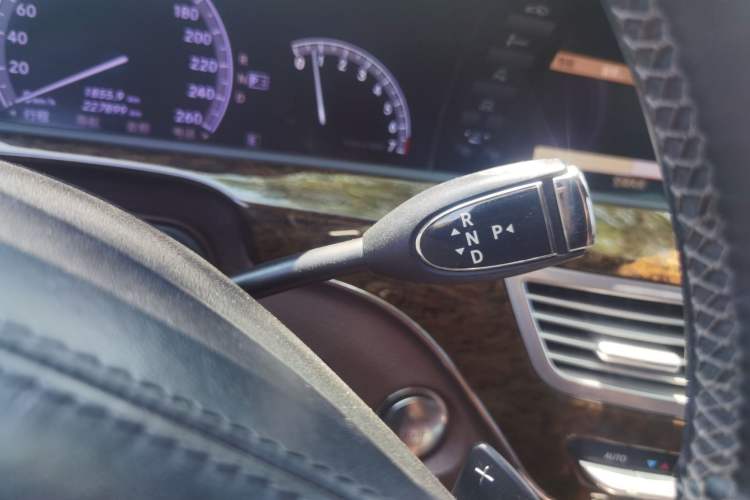 Used Mercedes-Benz S-Class 2012 S 300 L Prestige Grand Edition Gear Lever