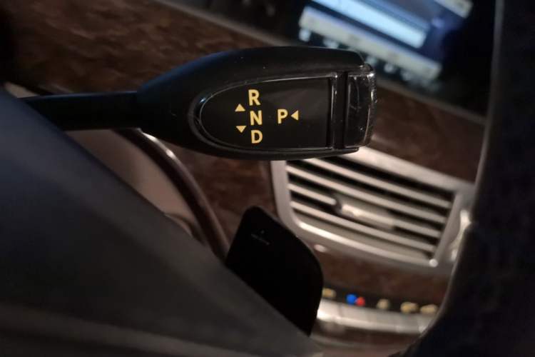 Used Mercedes-Benz S-Class 2012 S 300 L Prestige Grand Edition Gear Lever