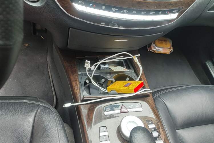 Used Mercedes-Benz S-Class 2012 S 300 L Prestige Grand Edition Gear Lever