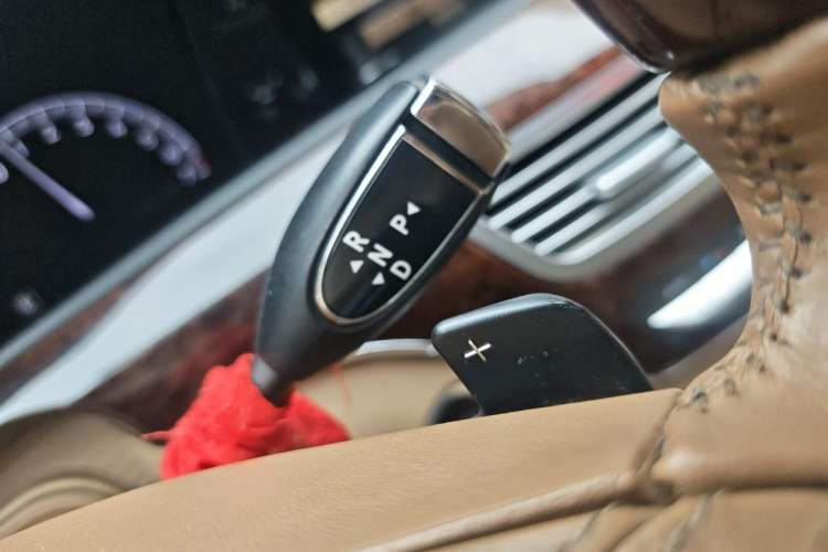 Used Mercedes-Benz S-Class 2012 S 300 L Prestige Grand Edition Gear Lever