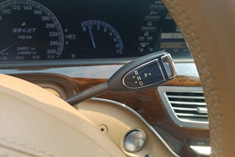 Used Mercedes-Benz S-Class 2012 S 300 L Prestige Grand Edition Gear Lever