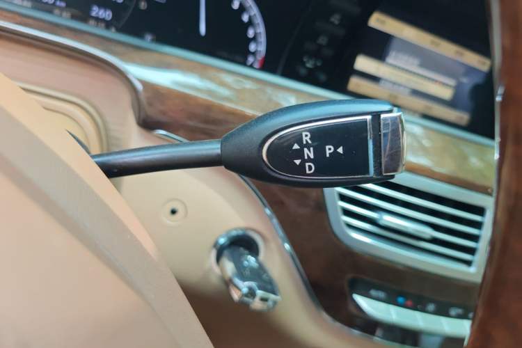 Used Mercedes-Benz S-Class 2012 S 300 L Prestige Grand Edition Gear Lever