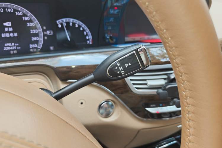 Used Mercedes-Benz S-Class 2012 S 300 L Luxury Grand Edition Gear Lever