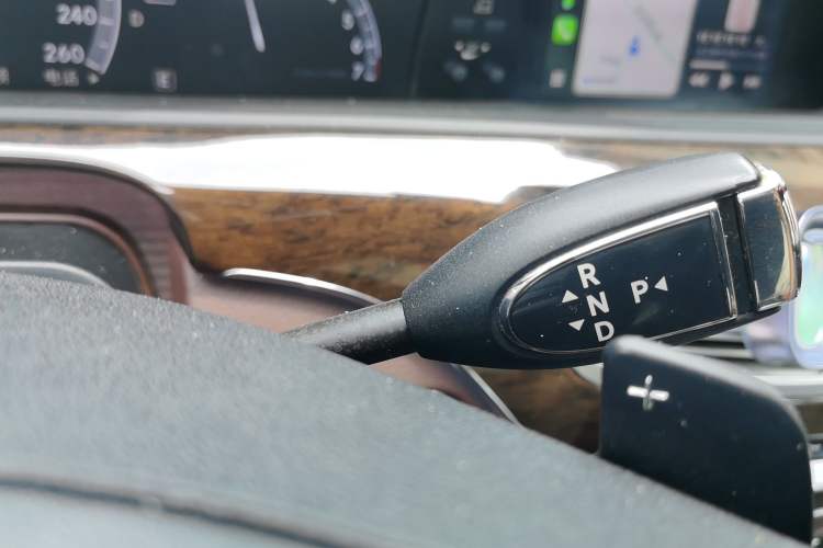 Used Mercedes-Benz S-Class 2012 S 300 L Prestige Grand Edition Gear Lever