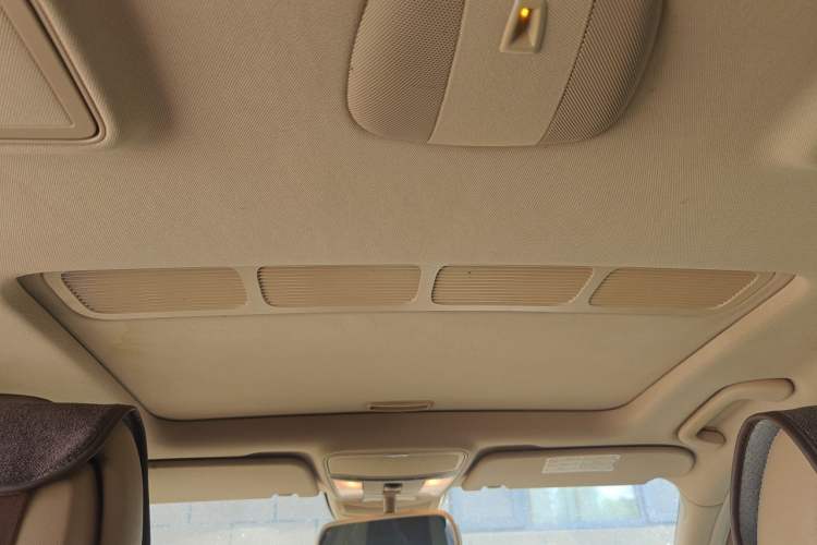 Used Mercedes-Benz S-Class 2012 S 300 L Business Standard Model Headliner