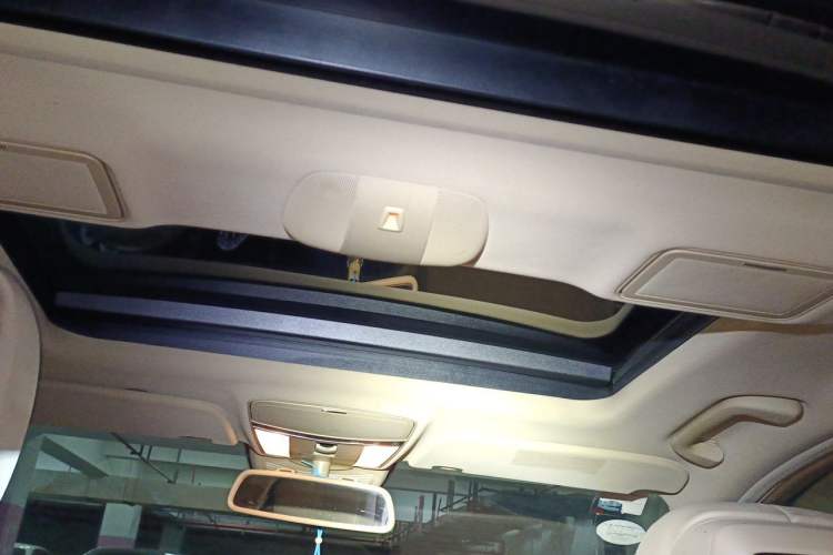 Used Mercedes-Benz S-Class 2012 S 300 L Business-Class Grand Edition Headliner
