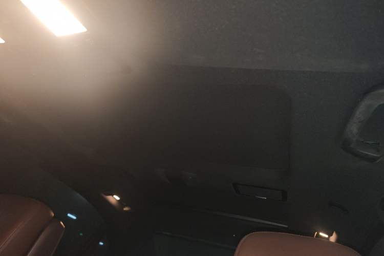 Used Mercedes-Benz S-Class 2012 S 300 L Luxury Grand Edition Headliner