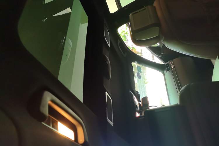 Used Mercedes-Benz S-Class 2012 S 300 L Prestige Grand Edition Headliner