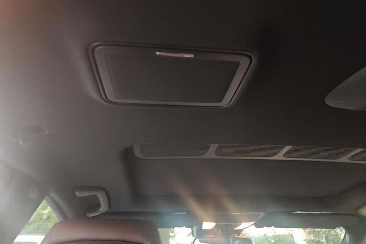 Used Mercedes-Benz S-Class 2012 S 300 L Business Standard Model Headliner