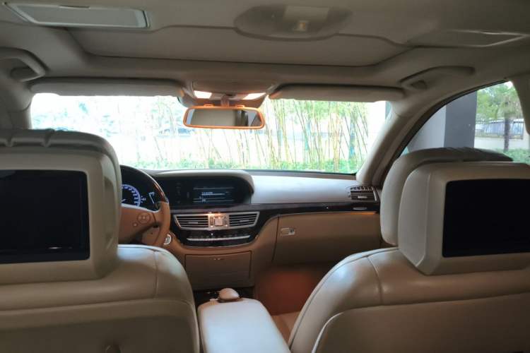 Used Mercedes-Benz S-Class 2012 S 350 L Grand Edition Headliner