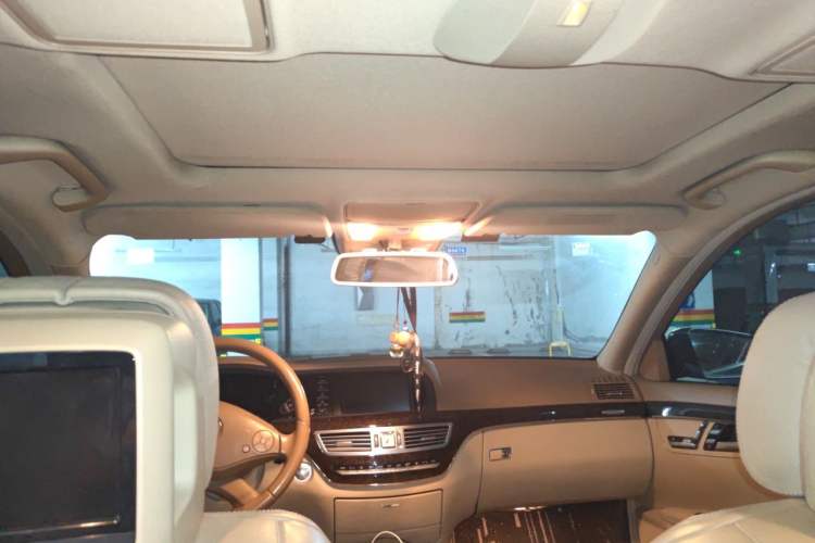 Used Mercedes-Benz S-Class 2012 S 300 L Business-Class Grand Edition Headliner