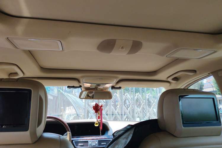 Used Mercedes-Benz S-Class 2012 S 300 L Luxury Grand Edition Headliner