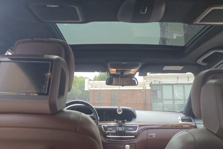 Used Mercedes-Benz S-Class 2012 S 300 L Business-Class Grand Edition Headliner