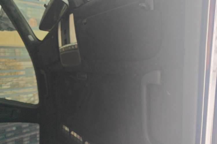 Used Mercedes-Benz S-Class 2012 S 300 L Business Standard Model Headliner