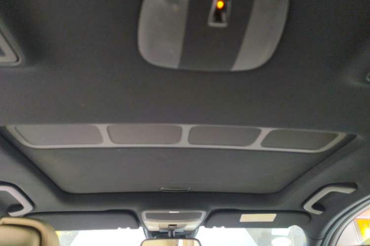 Used Mercedes-Benz S-Class 2012 S 300 L Business Standard Model Headliner