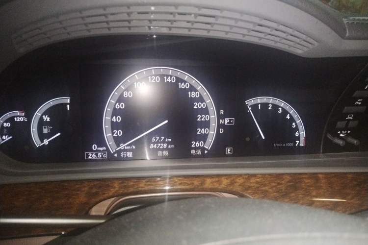 Used Mercedes-Benz S-Class 2012 S 300 L Business Standard Model Instrument Cluster